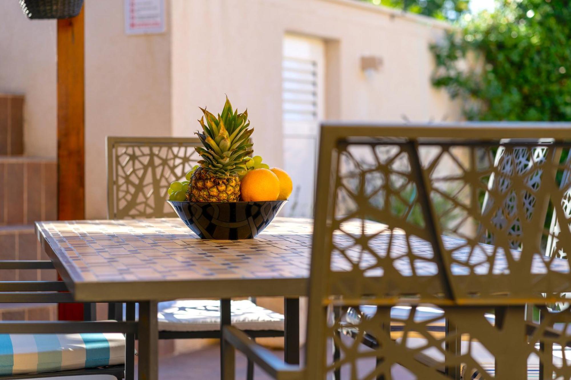 Villa Green Garden Сплитска Экстерьер фото